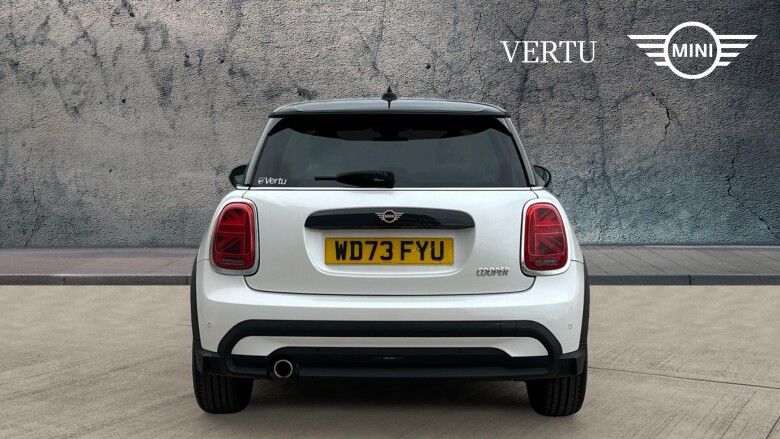 MINI Hatchback 1.5 Cooper Exclusive Premium 3dr Petrol Hatchback